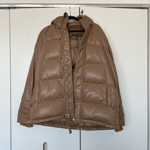 Aritzia - The Super Puff